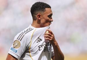 这么快就回来了！阿诺德有望随皇马重返安菲尔德，做客挑战利物浦