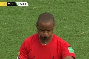 今日趣图：足球改踢85分钟，那利物浦新赛季就只赢了我厂😂