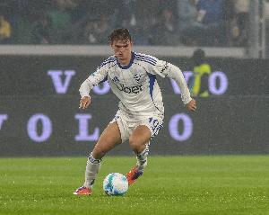 身价涨至5500万！德转官方：帕斯有顶级潜质，很难想象皇马不回购