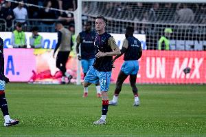 捷克中场扬克托：宣布出柜后内心很平静，正在和一个男生同居中