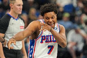 洛瑞过去15年制造729次进攻犯规断档领先 比第二名多224次