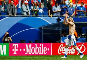 负世界第136法罗群岛！捷克总经理内德维德：向球迷致歉 极度失望