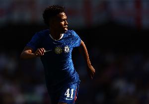 单场比赛三名U20球员破门，切尔西是92-93赛季以来英超首队