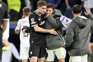 土耳其双星PK！居莱尔攻守兼备获MVP 伊尔迪兹多项数据挂零得低分